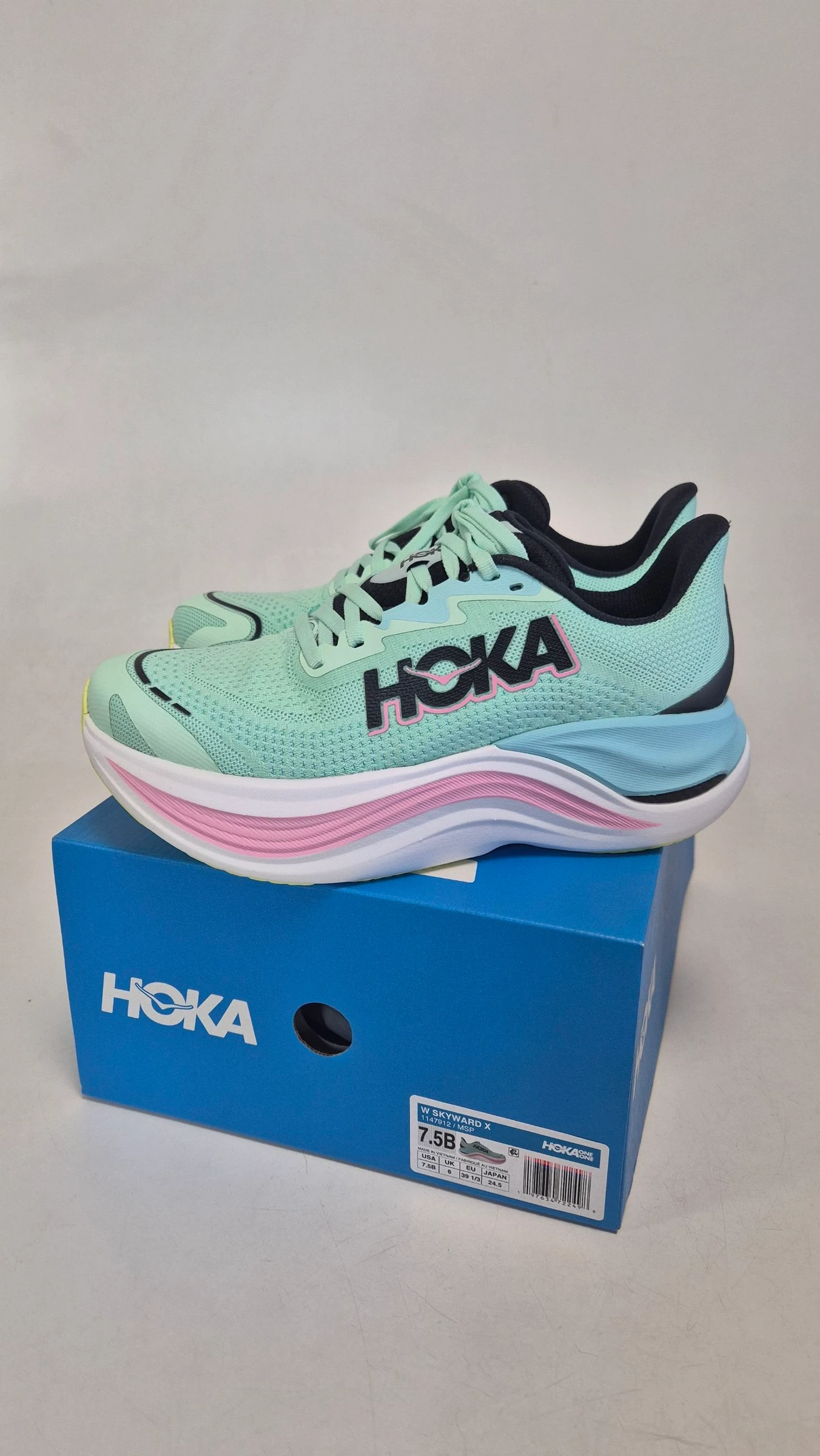 Hoka Skyward X mintgroene dames sneakers maat 39 1/3